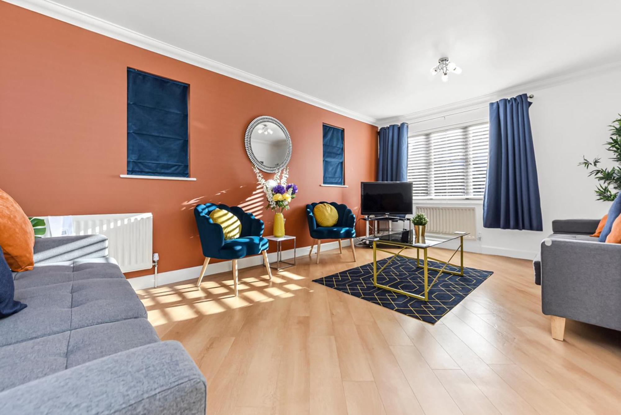 The Woodlands, Shortstay, Ideal For Families, Relocation, Contractors, Travel Stay Horley Esterno foto